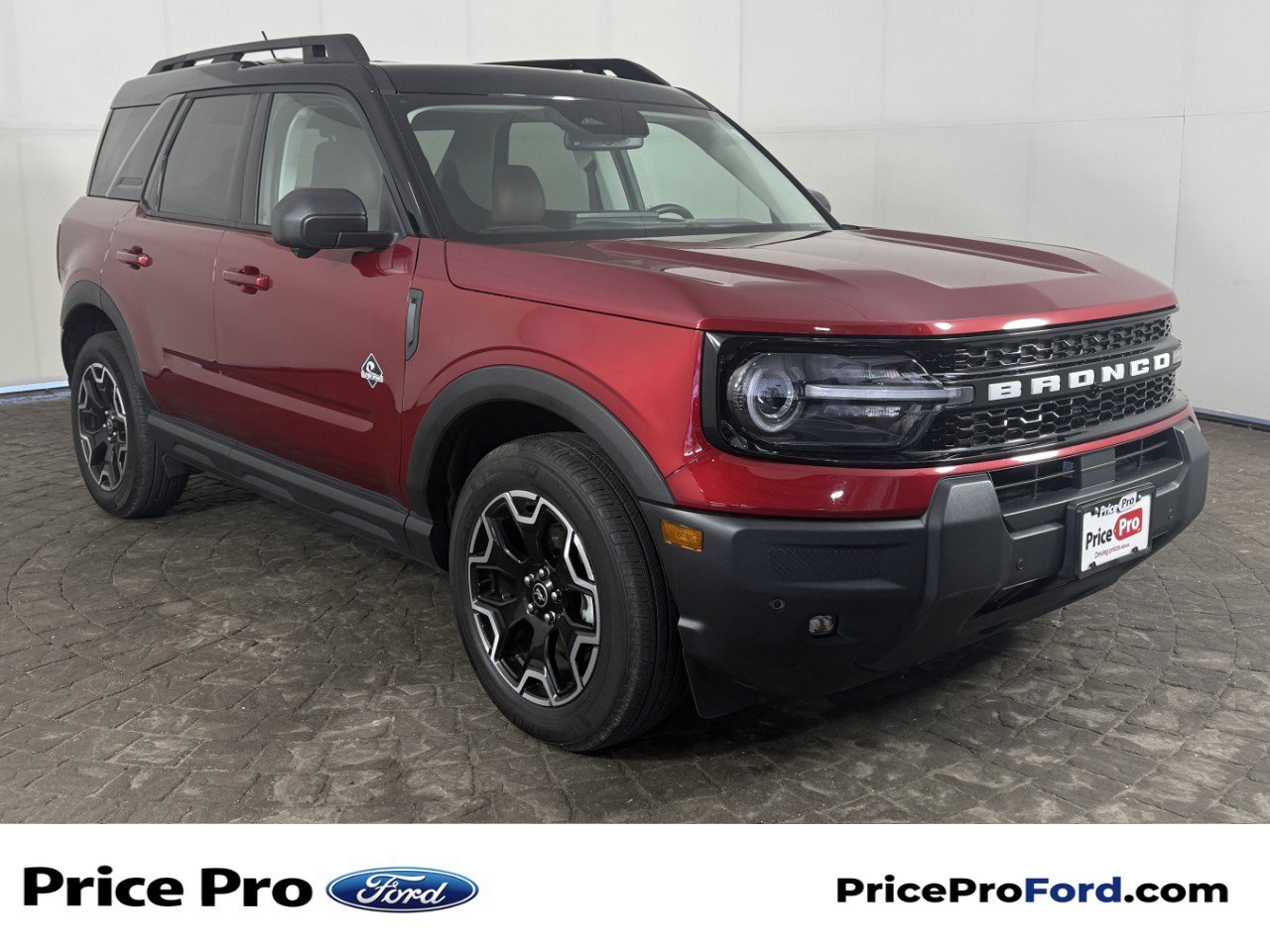 Certified 2025 Ford Bronco Sport Outer Banks w/ Outer Banks Tech Package+ AWD/4WD image 1