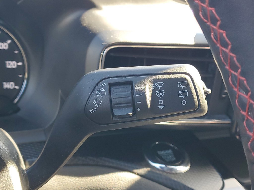 Certified 2023 Ford Explorer ST-Line AWD/4WD image 28