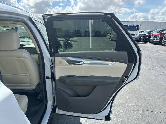 Used 2019 Cadillac XT5 Luxury AWD/4WD image 18