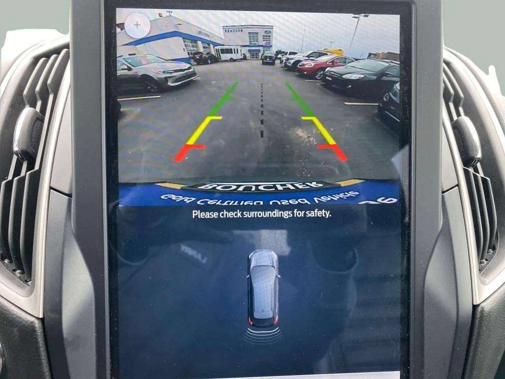 Certified 2023 Ford Edge SEL AWD/4WD image 9