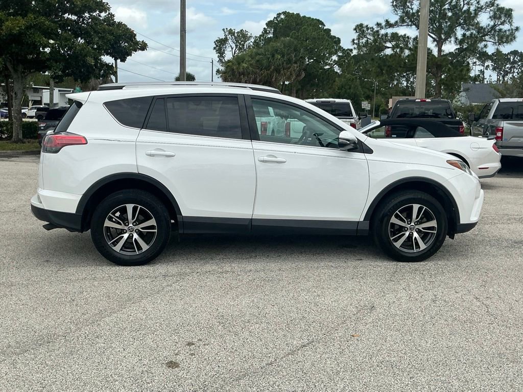 Used 2017 Toyota RAV4 XLE FWD image 15