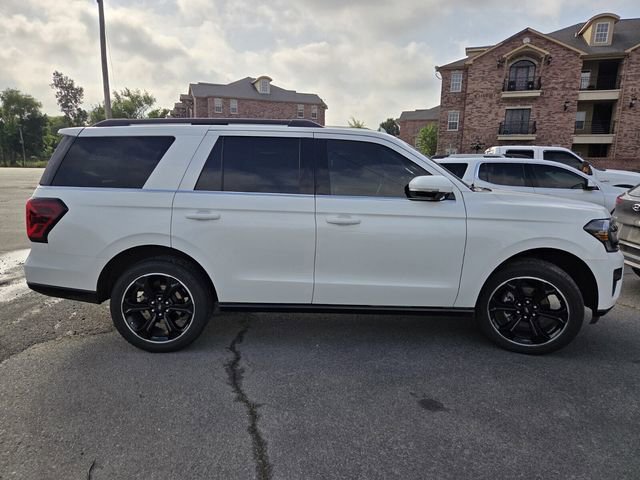 Certified 2024 Ford Expedition Limited AWD/4WD image 9