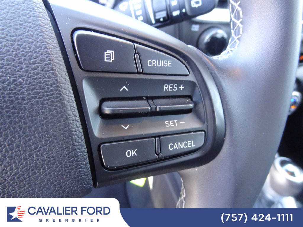 Used 2022 Hyundai Venue SEL FWD image 19