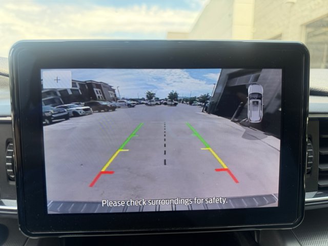 Certified 2022 Ford Explorer XLT w/ Equipment Group 202A AWD/4WD image 16