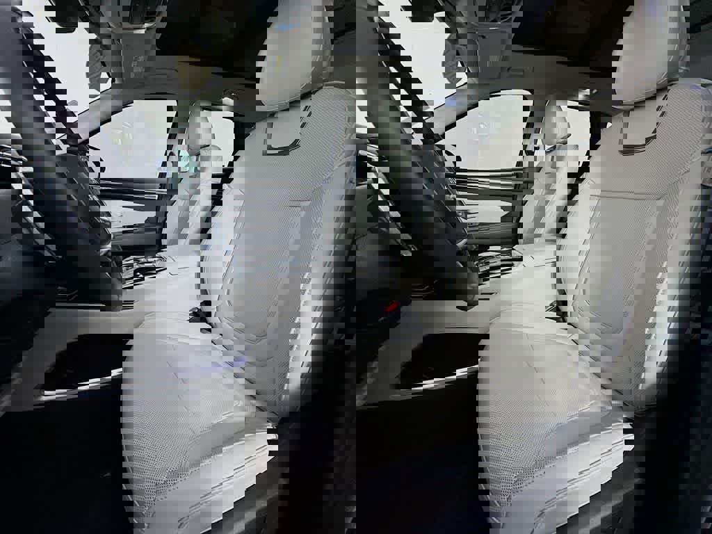 Used 2022 Hyundai Tucson Limited image 12