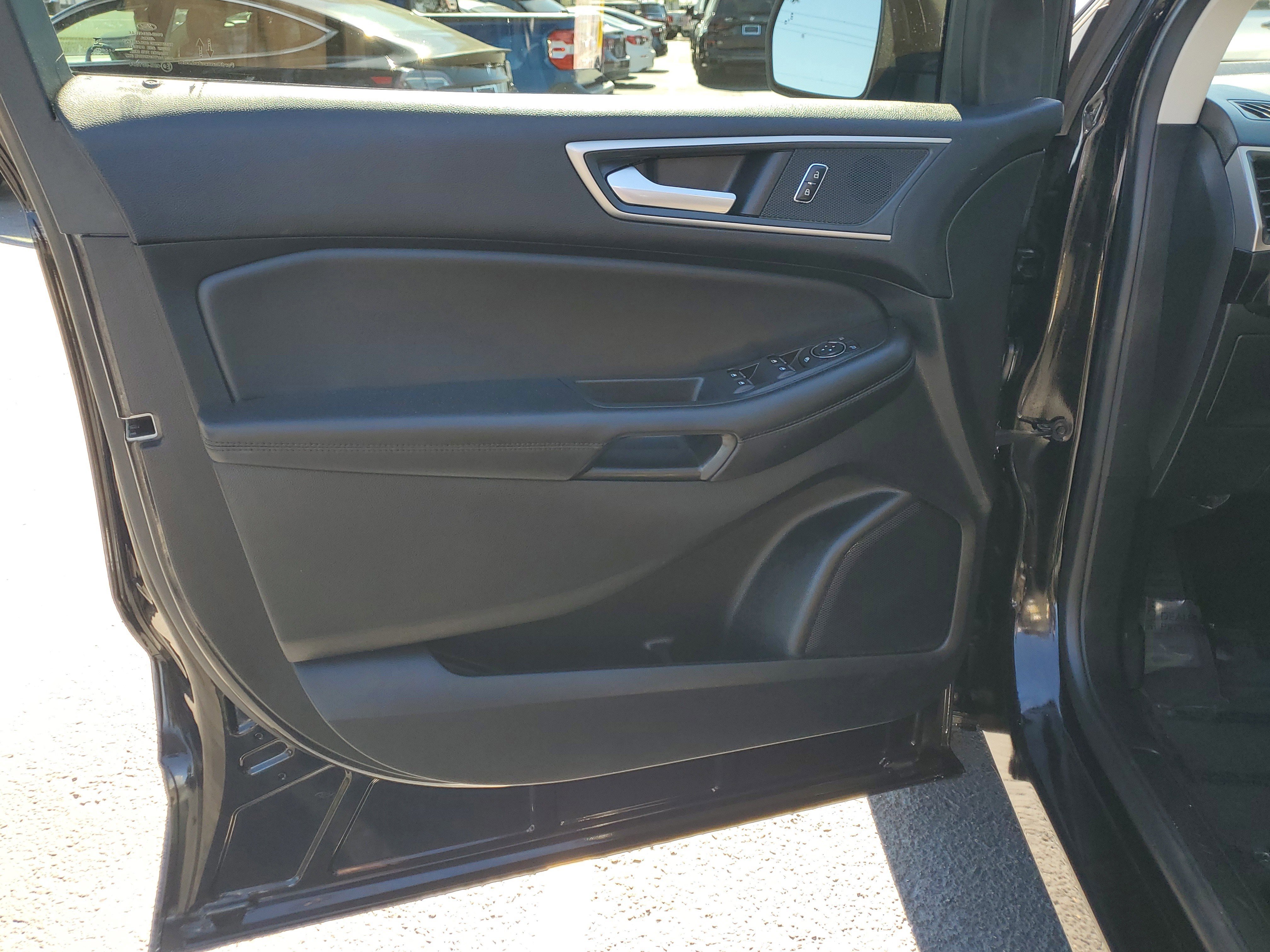 Certified 2024 Ford Edge SEL image 19