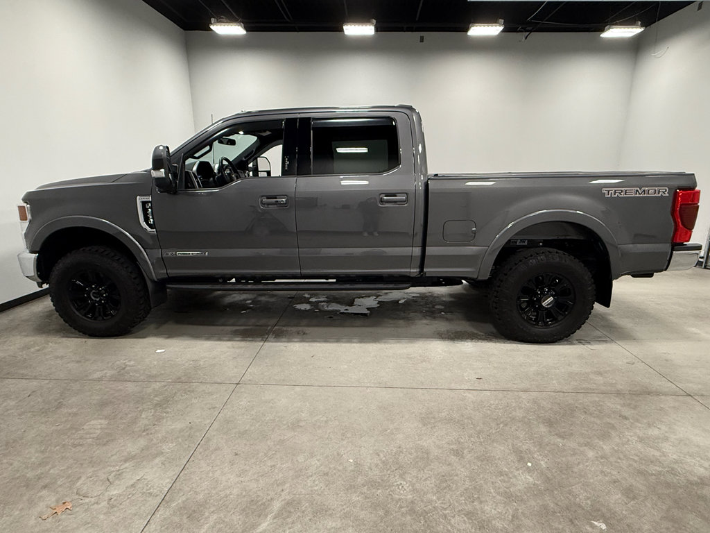 Certified 2022 Ford F250 Lariat w/ Tremor Off-Road Package image 5