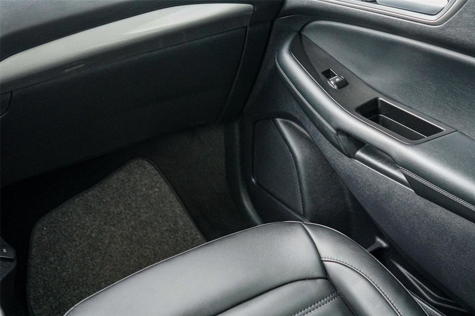 Certified 2019 Ford Edge SEL w/ Equipment Group 201A image 26