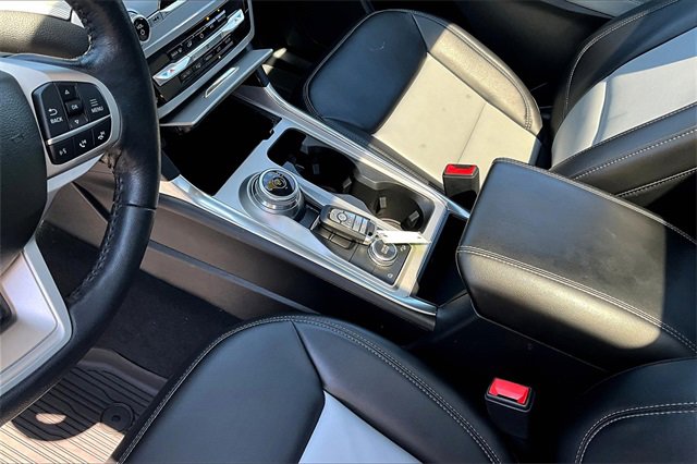 Certified 2022 Ford Explorer XLT w/ Equipment Group 202A image 15