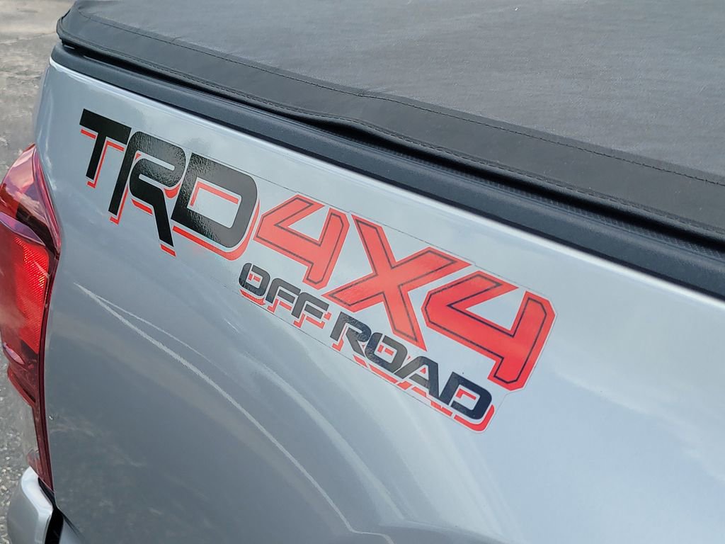 Used 2019 Toyota Tacoma TRD Off-Road AWD/4WD image 6