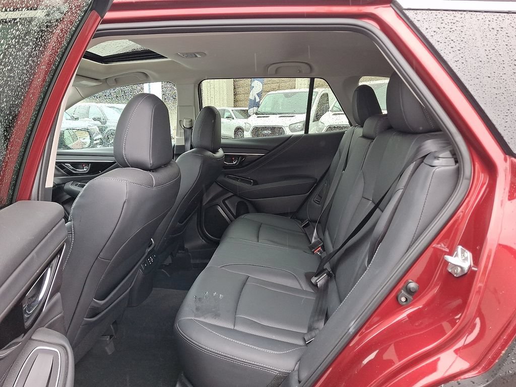 Used 2023 Subaru Outback Touring AWD/4WD image 10