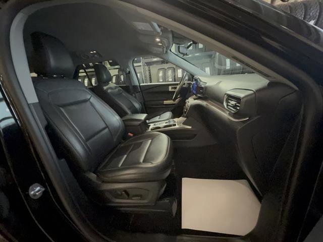 Certified 2023 Ford Explorer XLT w/ Equipment Group 202A image 24
