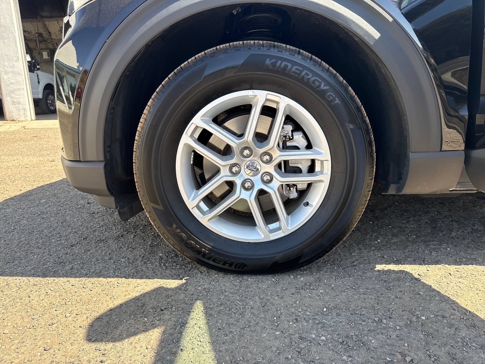 Certified 2026 Ford Explorer Active RWD image 27