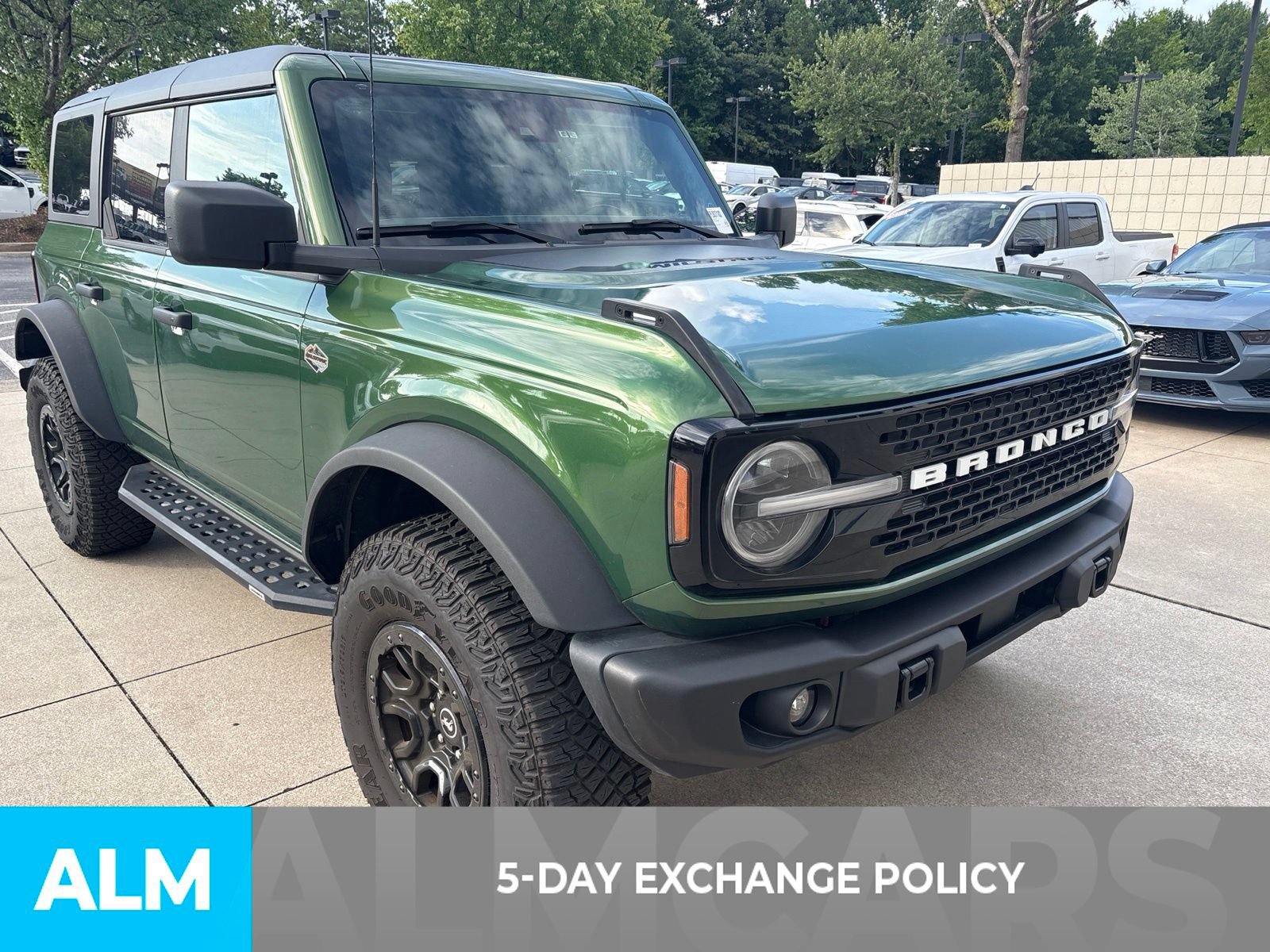 Certified 2023 Ford Bronco Wildtrak AWD/4WD image 3