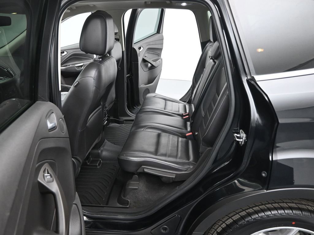 Certified 2017 Ford Escape Titanium w/ Equipment Group 301A image 27