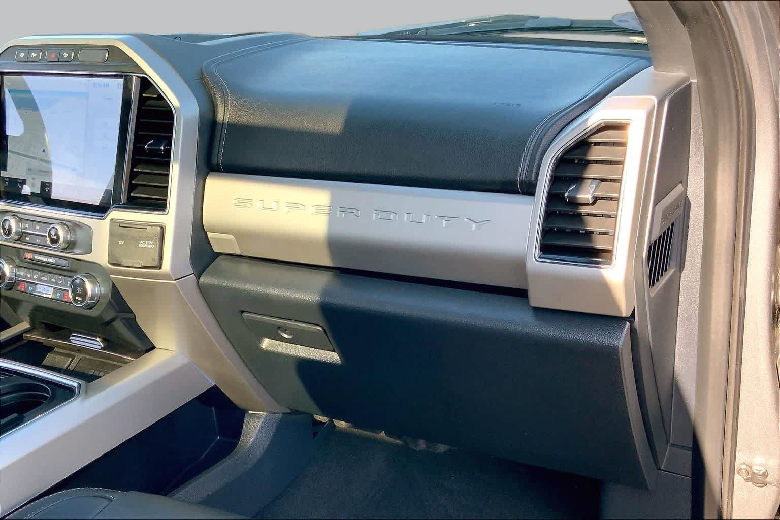 Certified 2022 Ford F250 Lariat w/ Lariat Ultimate Package AWD/4WD image 18