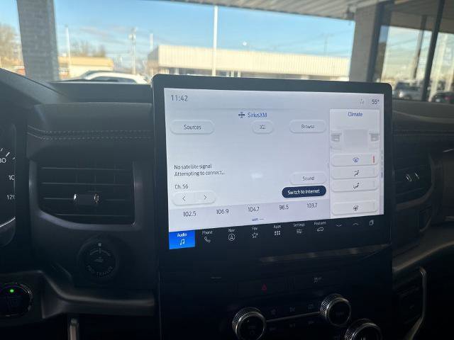 Certified 2023 Ford Expedition XLT image 10