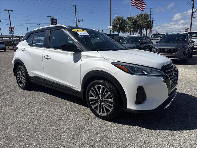Used 2024 Nissan Kicks SV image 7