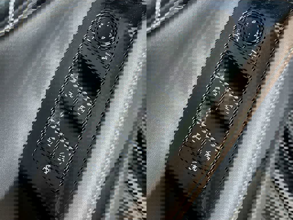 Used 2021 MAZDA CX-30 FWD 2.5 S w/ Premium Package image 29