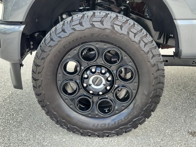 Certified 2026 Ford F350 XLT w/ XLT Premium Package AWD/4WD image 4