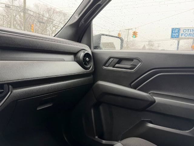Used 2024 Chevrolet Colorado W/T RWD image 18