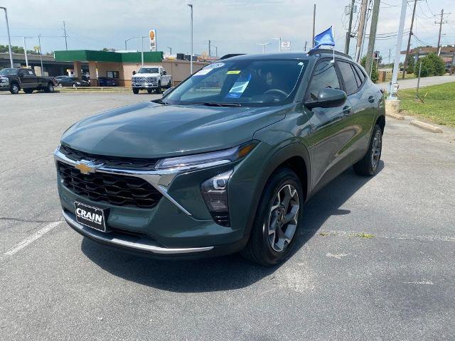 Used 2025 Chevrolet Trax LT FWD video 2