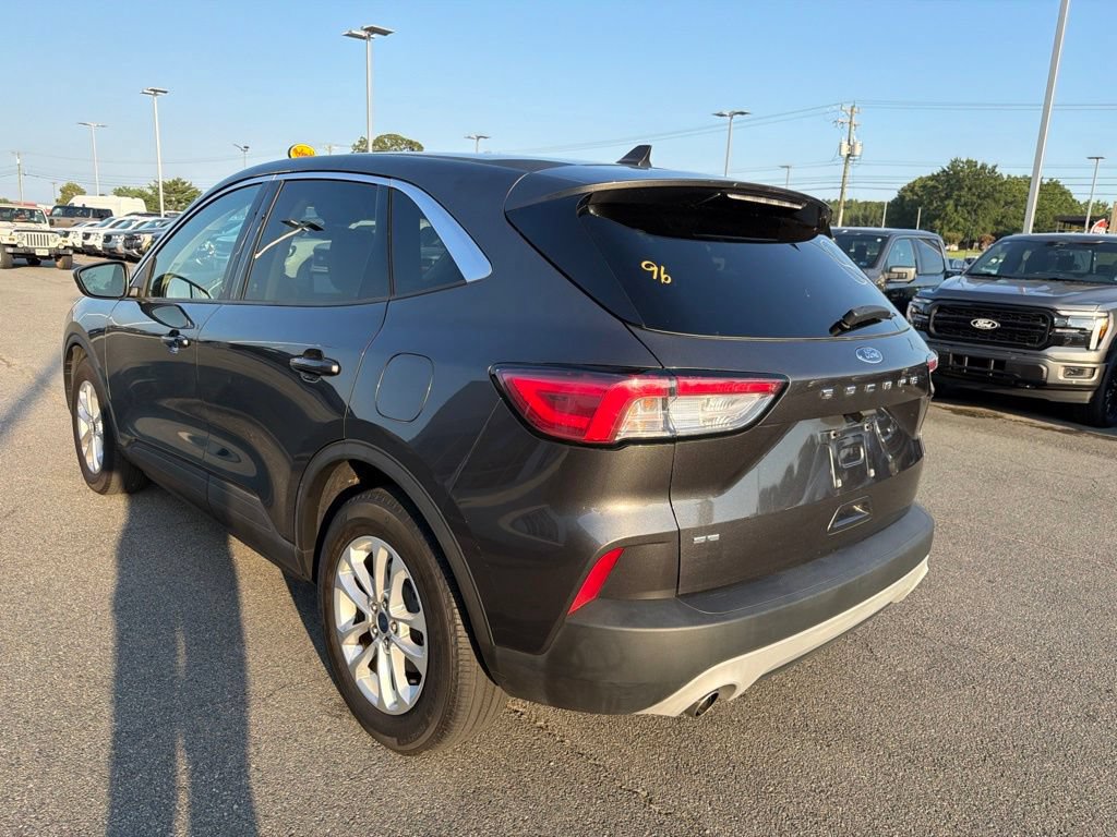 Certified 2020 Ford Escape SE FWD image 8
