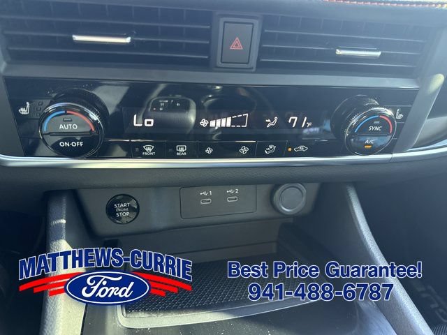 Used 2025 Nissan Rogue SV AWD/4WD image 19