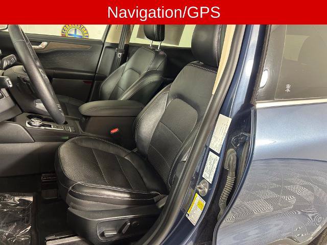Certified 2020 Ford Escape Titanium w/ Titanium Premium Package 2.0 AWD/4WD image 10