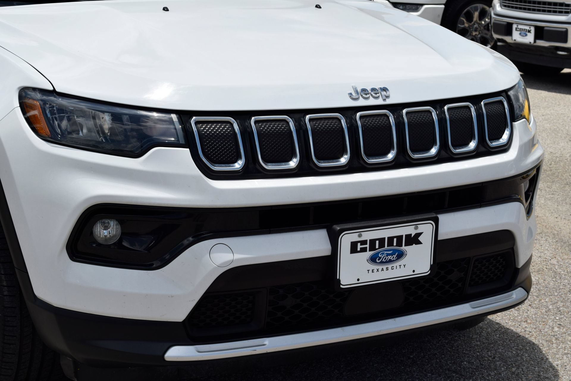 Used 2022 Jeep Compass Limited AWD/4WD image 25