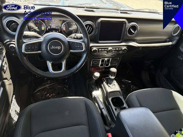 Used 2023 Jeep Wrangler Unlimited Rubicon 4xe w/ Cold Weather Group AWD/4WD image 11