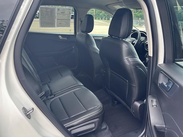 Certified 2022 Ford Escape SEL AWD/4WD image 19