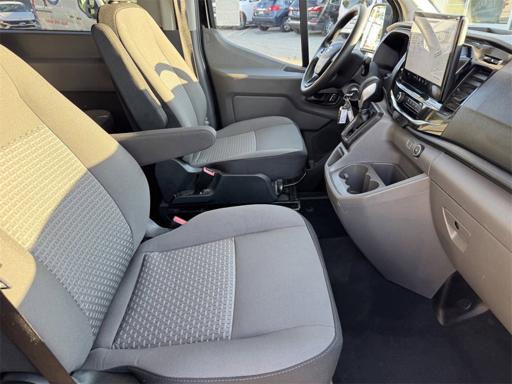 Certified 2023 Ford Transit 350 XLT image 5