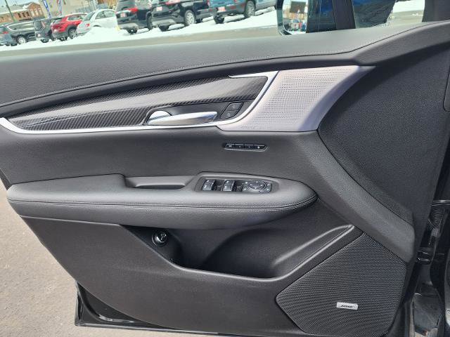 Used 2024 Cadillac XT6 Sport w/ LPO, Onyx Lite Package image 21