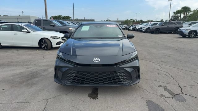 Used 2025 Toyota Camry SE w/ Multimedia Upgrade Package FWD image 8