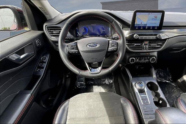 Certified 2022 Ford Escape SEL w/ SEL Stealth AWD Package image 8