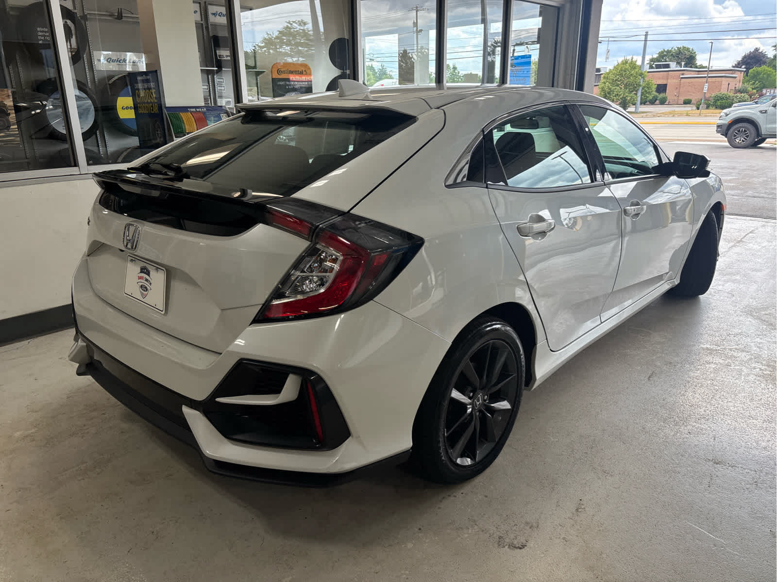 Used 2020 Honda Civic EX image 10
