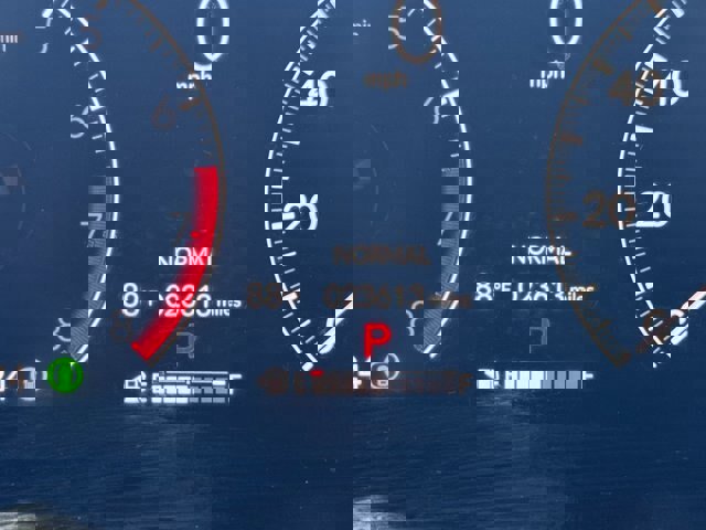 Used 2025 Honda CR-V EX image 12