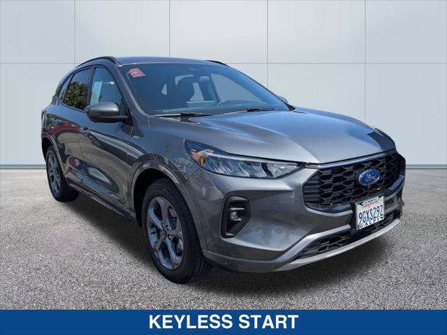 Certified 2023 Ford Escape ST-Line Select w/ Tech Pack #2 AWD/4WD image 7