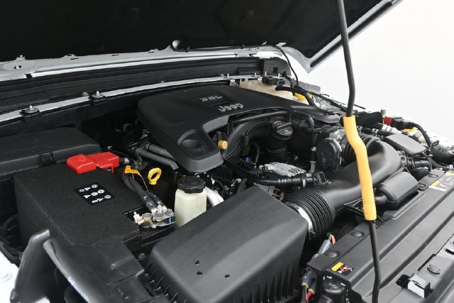 Used 2021 Jeep Wrangler Unlimited Sport AWD/4WD image 29