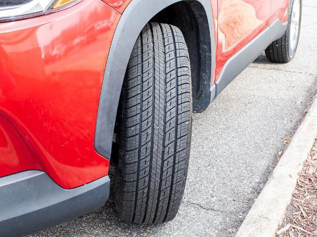 Used 2022 Toyota Corolla Cross LE image 9