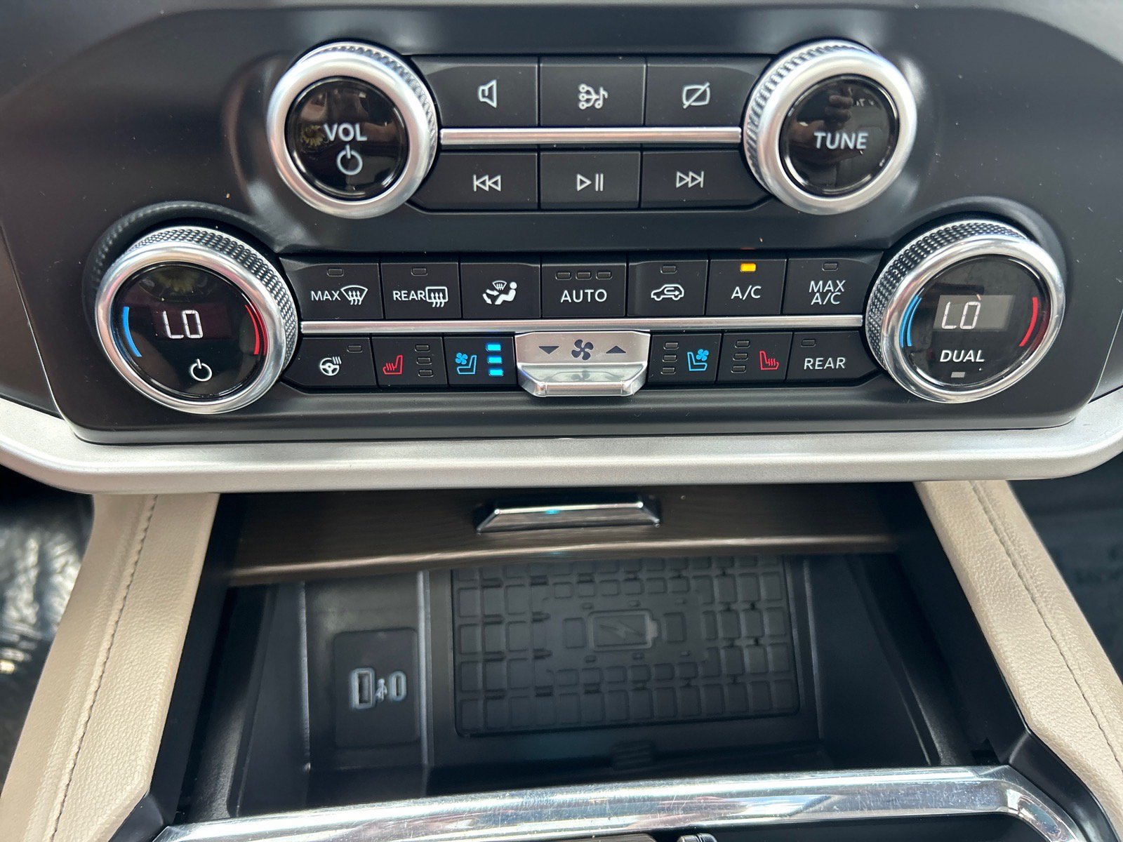 Certified 2022 Ford Expedition Limited AWD/4WD image 34