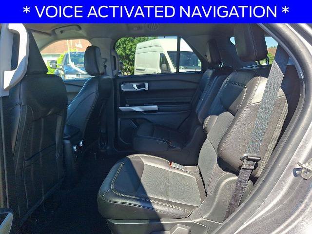 Certified 2022 Ford Explorer Limited AWD/4WD image 10