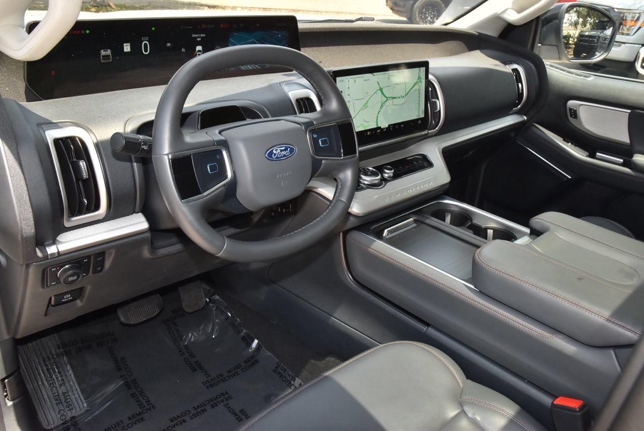 Certified 2025 Ford Expedition Max Active AWD/4WD image 35
