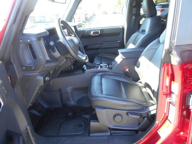 Certified 2025 Ford Bronco Badlands AWD/4WD image 6