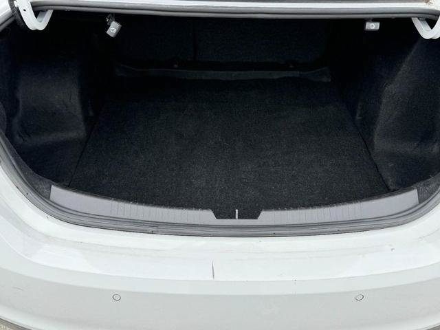 Used 2024 Chevrolet Malibu LT FWD image 5