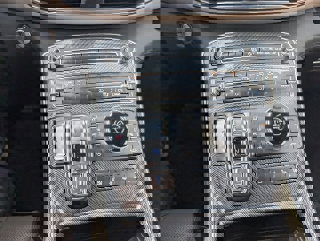 Used 2023 Hyundai Santa Fe Limited image 13