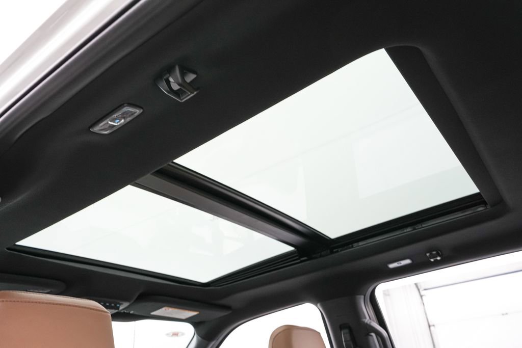 Certified 2026 Ford F350 Lariat image 22