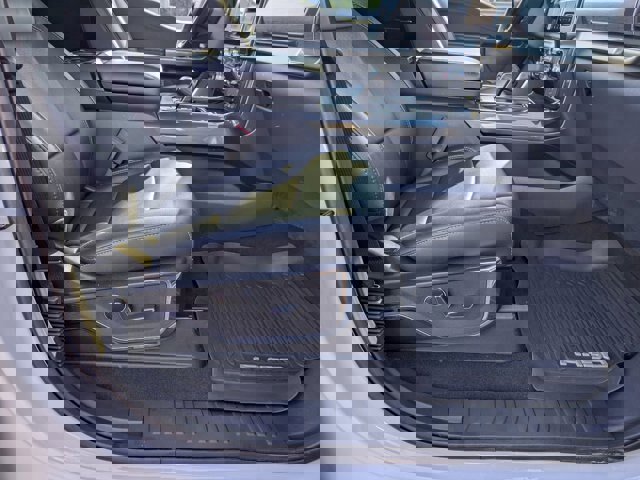 Certified 2023 Ford F150 Lariat w/ Equipment Group 502A High image 40