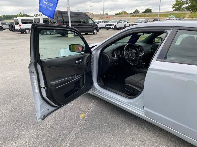 Used 2022 Dodge Charger SXT RWD image 10